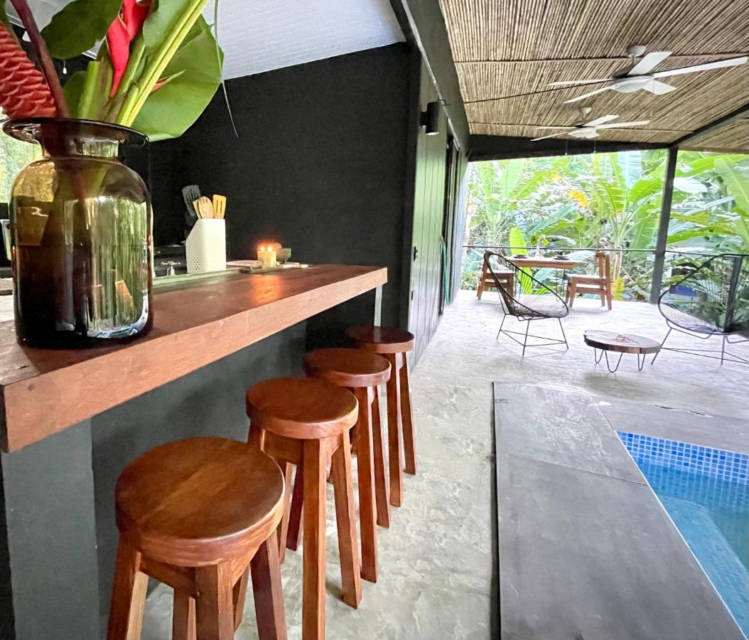 Villa Joeyshe- New Luxury Villa With Pool & Ac Puerto Viejo de Talamanca المظهر الخارجي الصورة