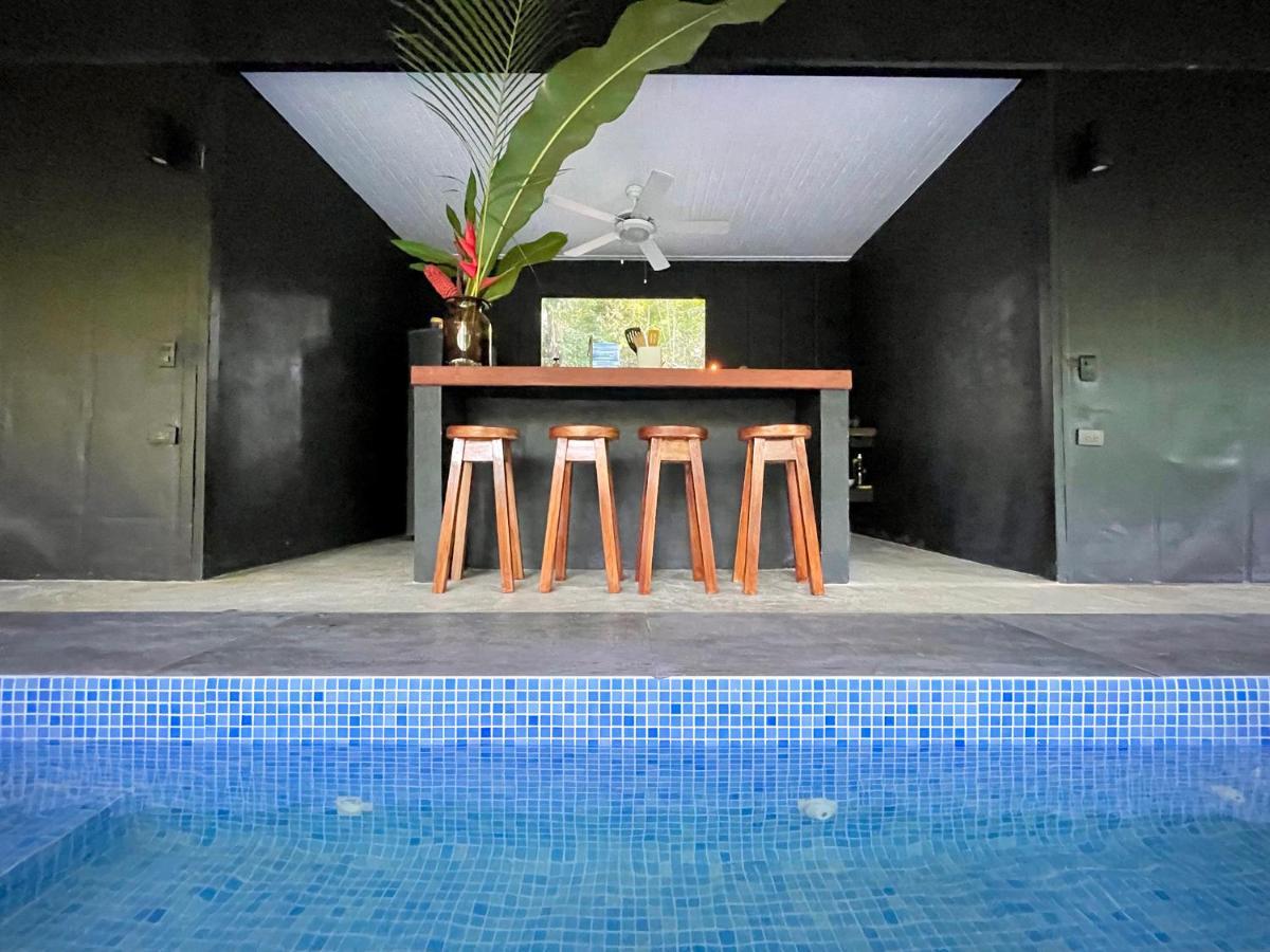 Villa Joeyshe- New Luxury Villa With Pool & Ac Puerto Viejo de Talamanca المظهر الخارجي الصورة